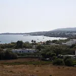 فيلة Hestia - Paros *